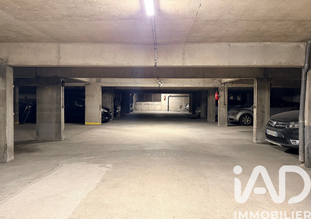 Vente Parking/Garage Vente Parking 10 m&sup2; Paris 11