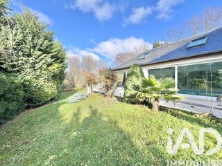  Maison à vendre 10 pièces 361 m²