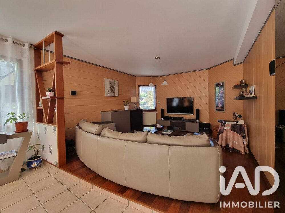 Vente Maison Vente Maison traditionnelle 7 pièces Bourgbarré