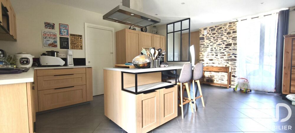 vente Maison - 5 pièce(s) - 134 m² Livré-sur-Changeon (35450)