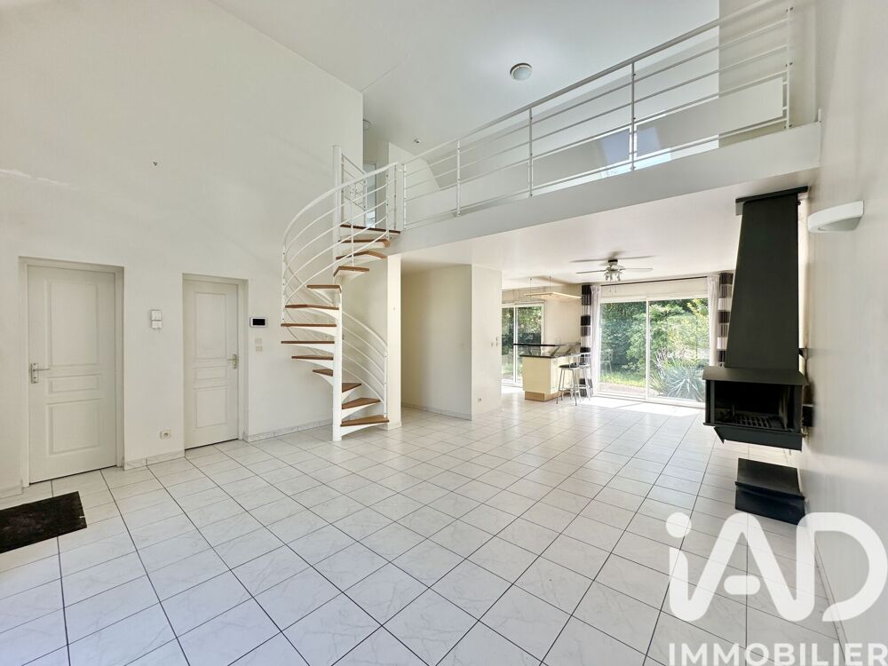 Vente Maison Vente Maison/villa 6 pièces Sainte-geneviève-des-bois