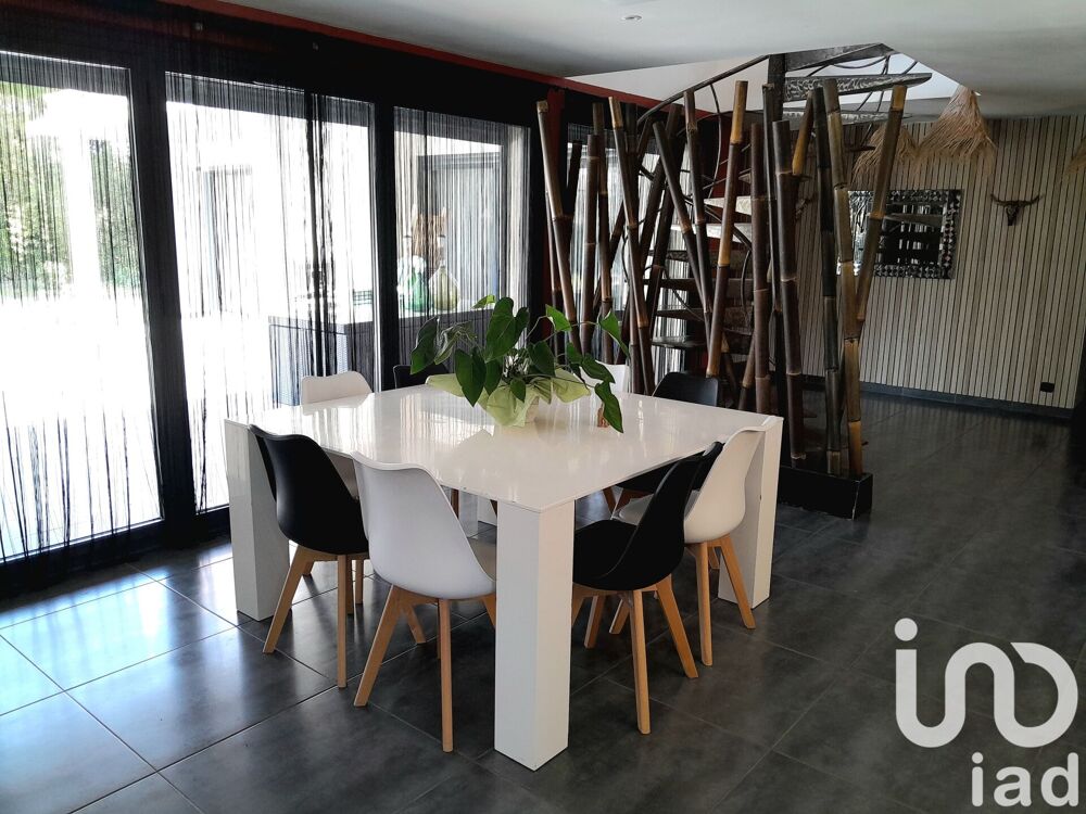 � vendre  Maison Aigues-Mortes (30220)