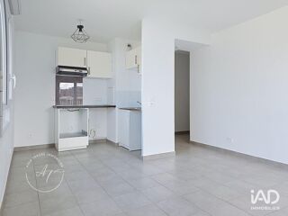  Appartement à louer 2 pièces 42 m²