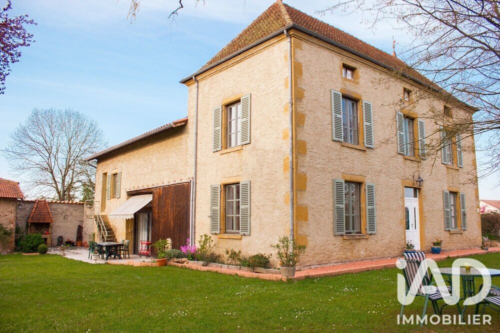 Vente Maison Vente Domaine 10 pièces Pouilly-sous-charlieu