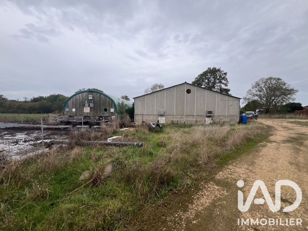 Vente Maison Vente Ferme 2 pièces Lezay