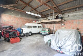  Parking / Garage à vendre 120 m²