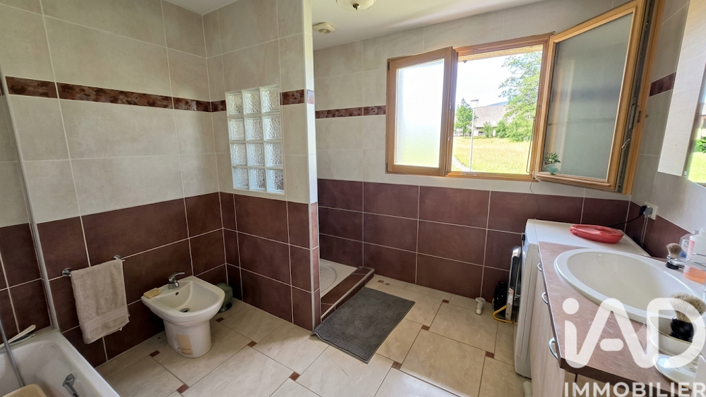 à vendre  Maison Lescheraines (73340)