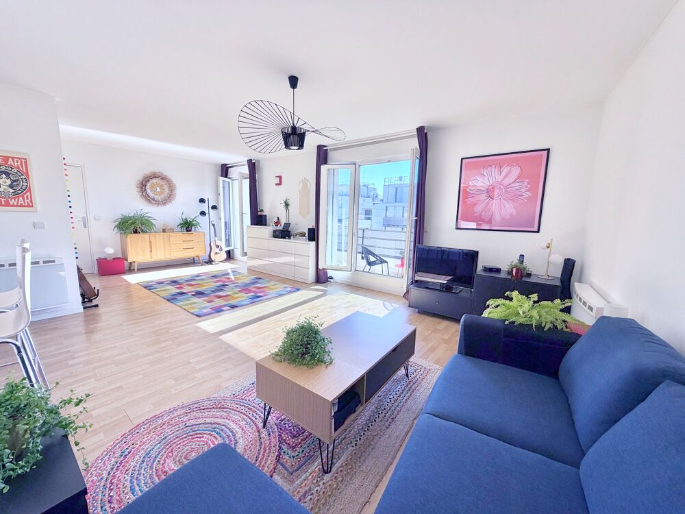 Vente Appartement Appartement 3 pièces avec deux balcons cave et parking Paris 20