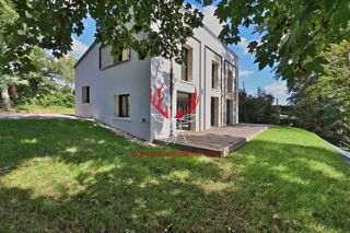  Maison  vendre 6 pices 176 m