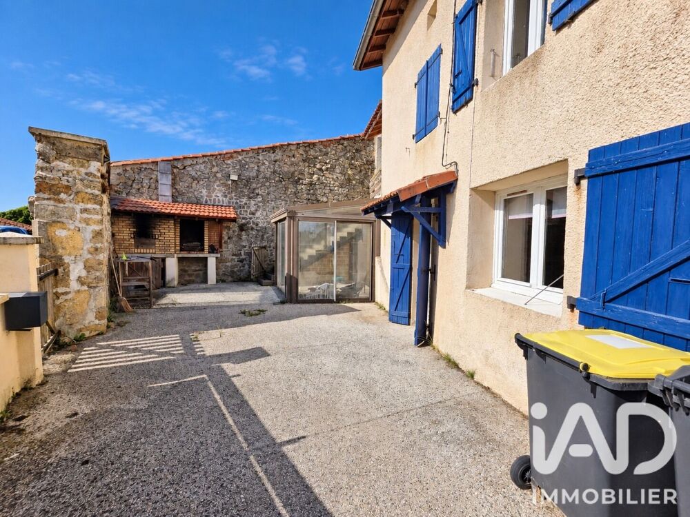 Vente Maison Vente Maison/villa 8 pièces Saint-hilaire-cusson-la-valmitte