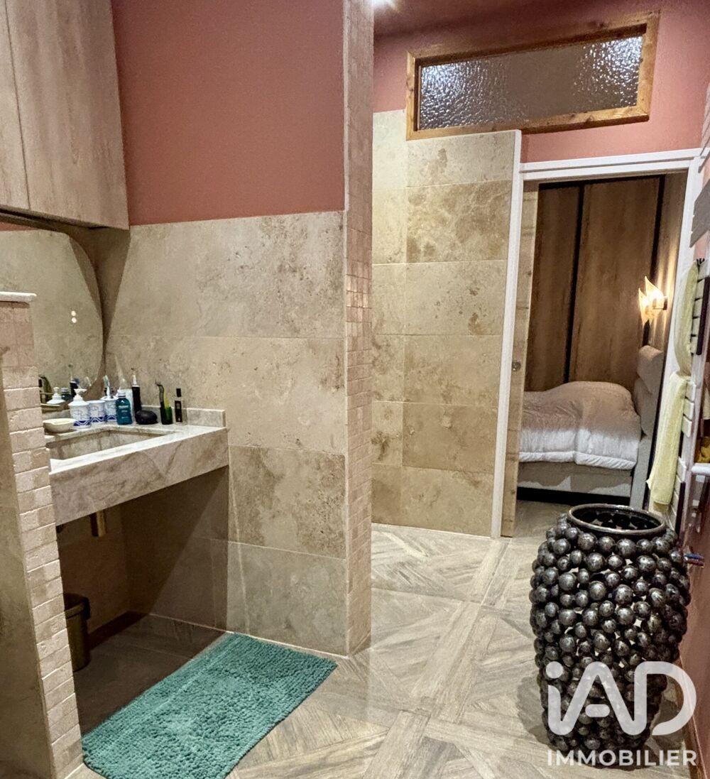 à vendre  Appartement Toulon (83000)