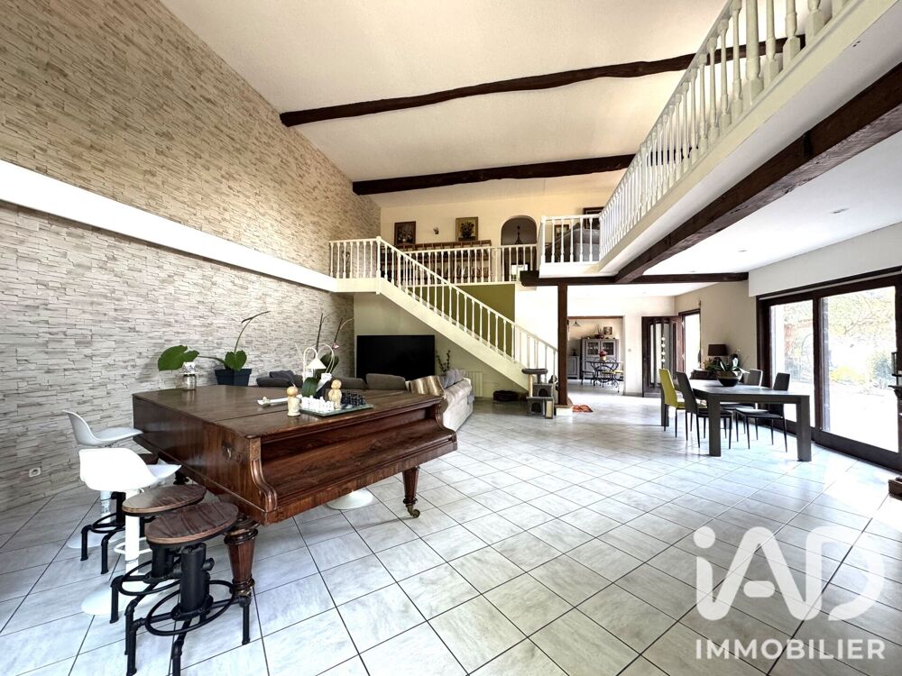 à vendre  Maison Nervieux (42510)