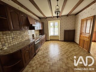  Maison à vendre 10 pièces 196 m²