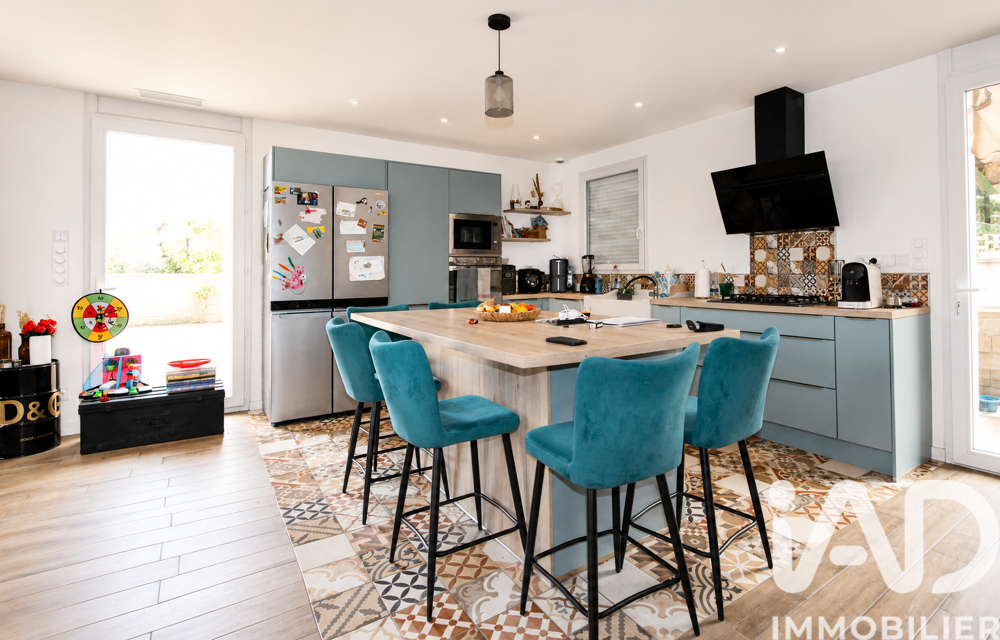Vente Maison Vente Maison traditionnelle 11 pièces Bages