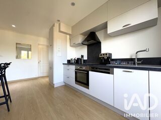  Appartement à louer 3 pièces 64 m²