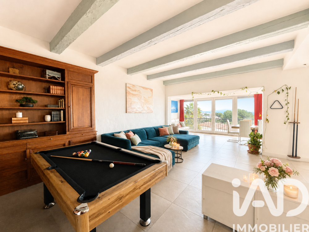 à vendre  Maison Antibes (06600)