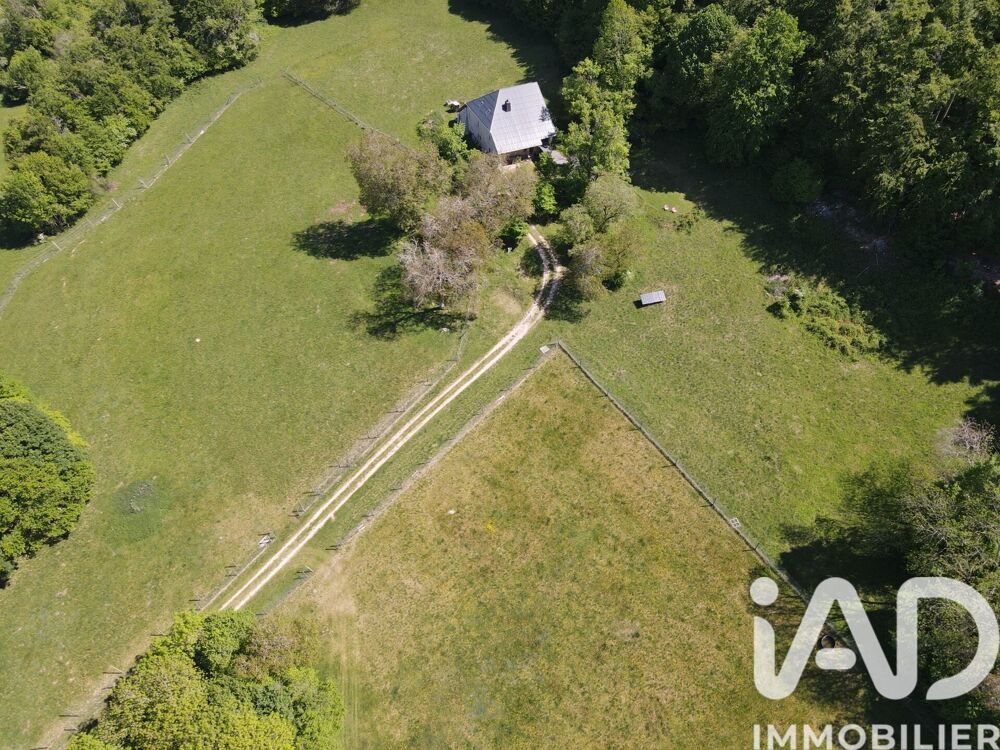 Vente Maison Vente Domaine 8 pièces Chézery-forens