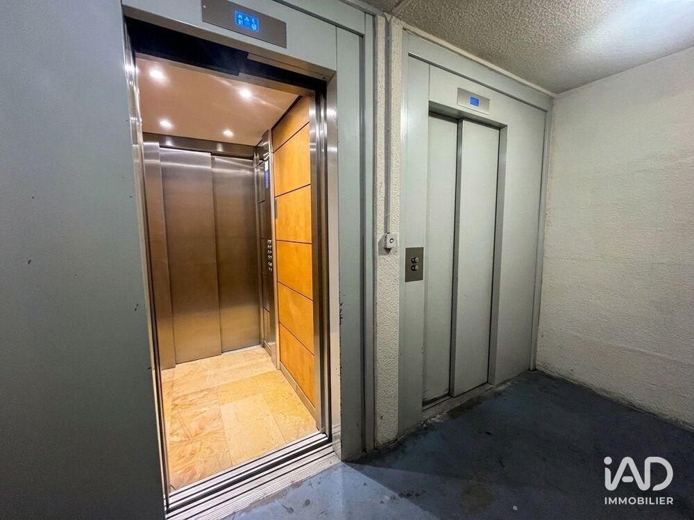 location Parking / Garage - 11 m² Paris 9