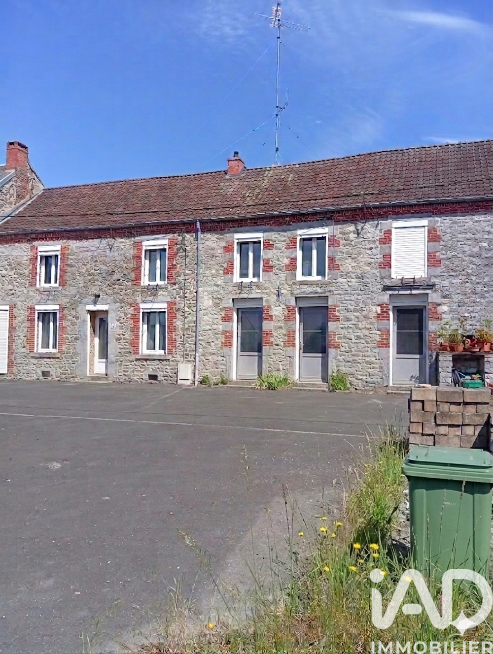 Vente Maison de village 8 pièces