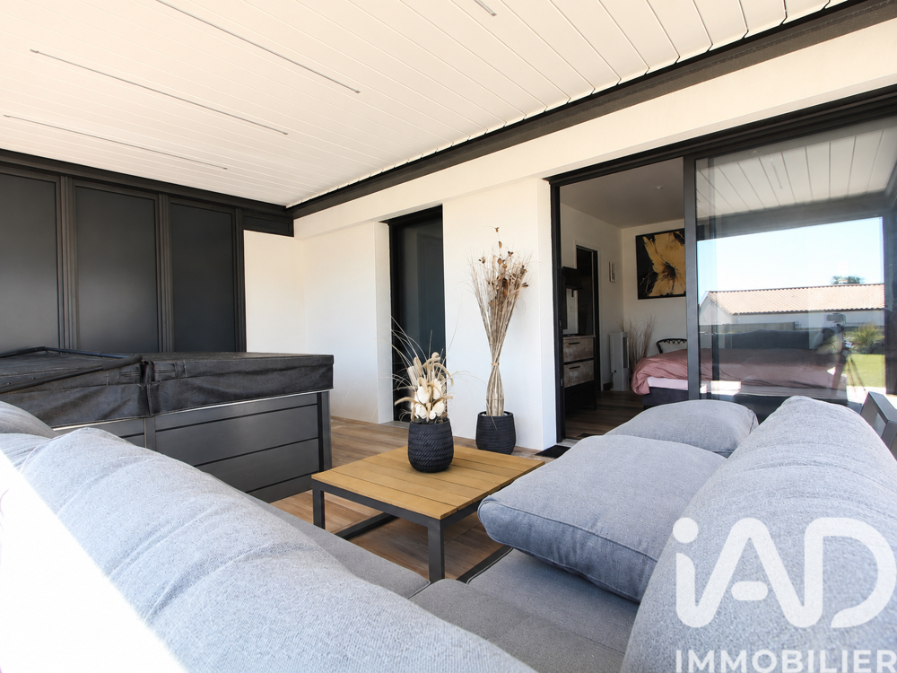 à vendre  Maison La Roche-sur-Yon (85000)