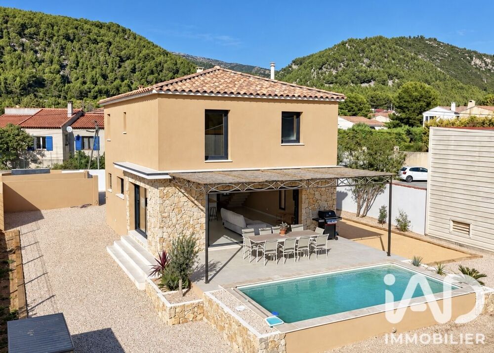 Vente Maison Vente Maison/villa 4 pièces Cuges-les-pins