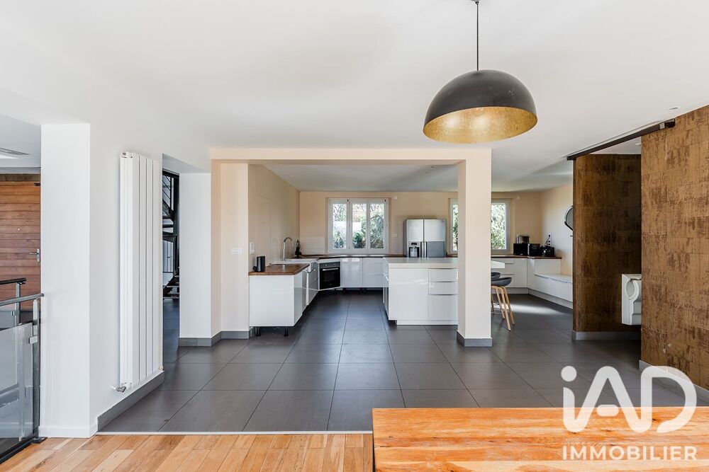 vente Maison - 8 pièce(s) - 338 m² Dommartin (69380)