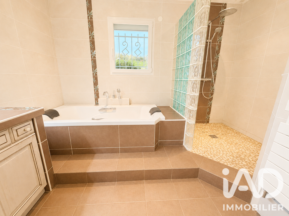 à vendre  Maison Bourgoin-Jallieu (38300)