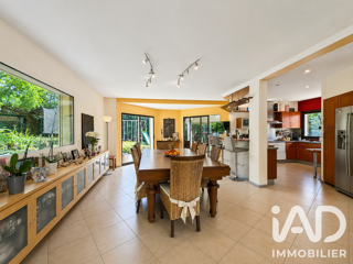  Maison à vendre 9 pièces 243 m²