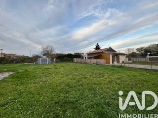  Terrain à vendre 553 m²