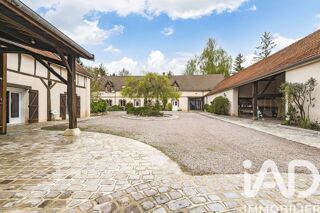  Maison à vendre 14 pièces 538 m²