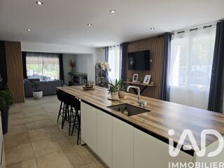  Maison � vendre 10 pi�ces 300 m�