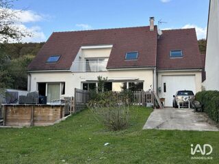 Maison - 5 pièce(s) - 213 m²