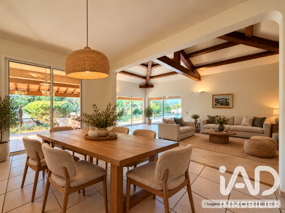 Vente Maison Vente Maison traditionnelle 7 pièces Pierrefeu-du-var