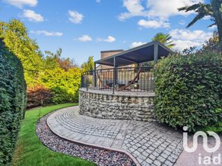  Maison à vendre 14 pièces 750 m²