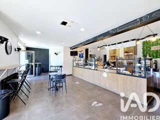  Immeuble � vendre 275 m�