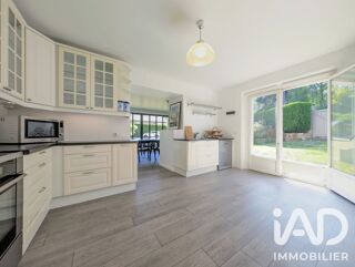  Maison à louer 6 pièces 185 m²
