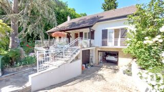  Maison à vendre 8 pièces 215 m²
