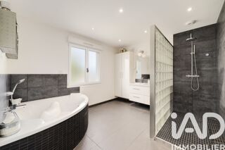  Maison à vendre 6 pièces 145 m²