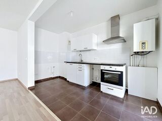  Appartement à louer 3 pièces 79 m²