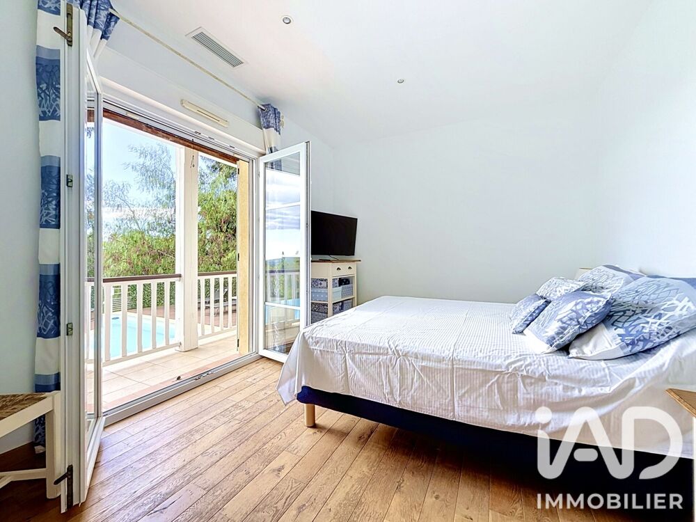 à vendre  Maison La Cadière-d'Azur (83740)