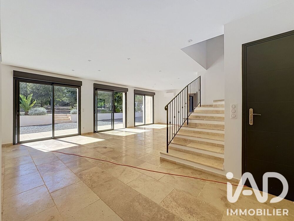 Vente Maison Vente Maison/villa 4 pièces Montauroux