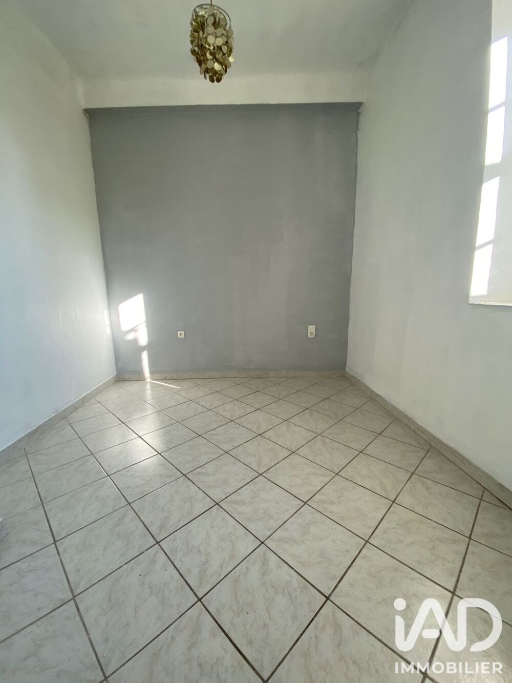 vente Maison - 4 pièce(s) - 64 m² Le Luc (83340)