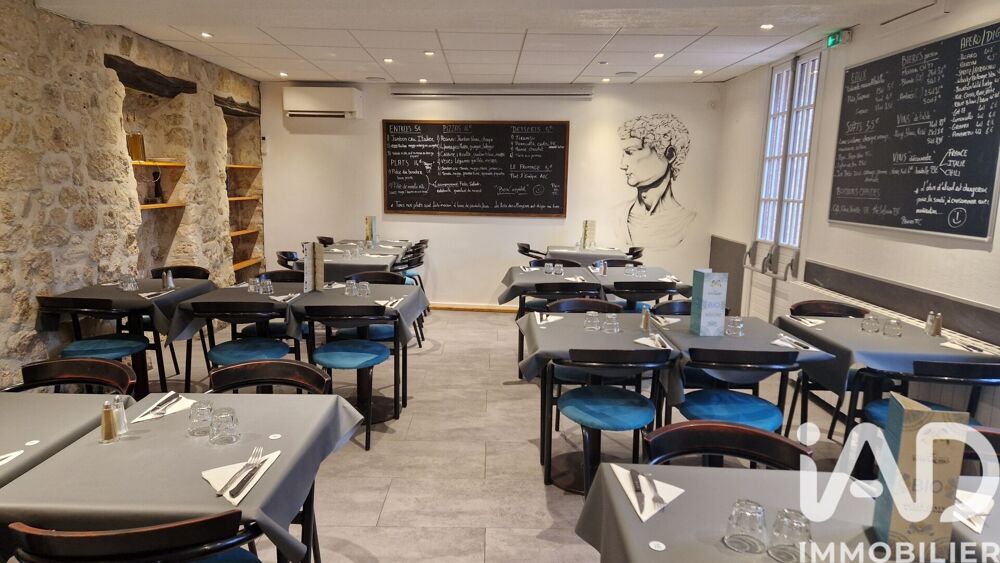   Vente / Local Commercial - 300 m² 