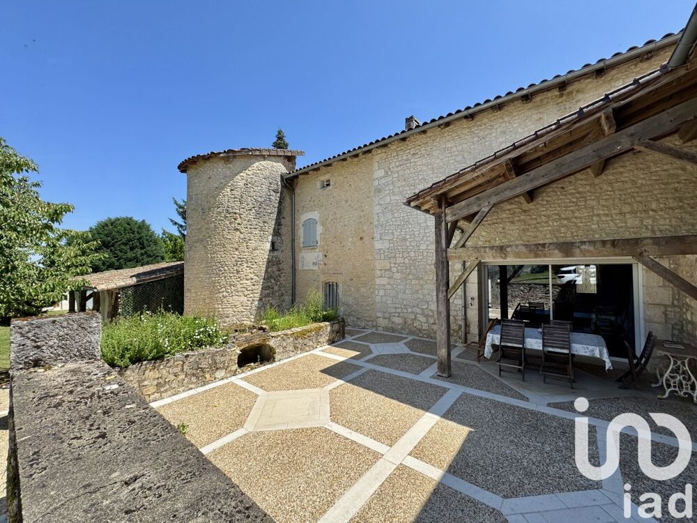 à vendre  Maison Charras (16380)