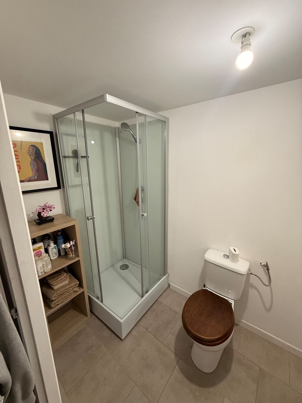 Location Appartement T2Bis sous préavis entièrement rénové en centre ville Cabasse