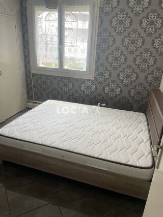  Appartement à louer 4 pièces 76 m²