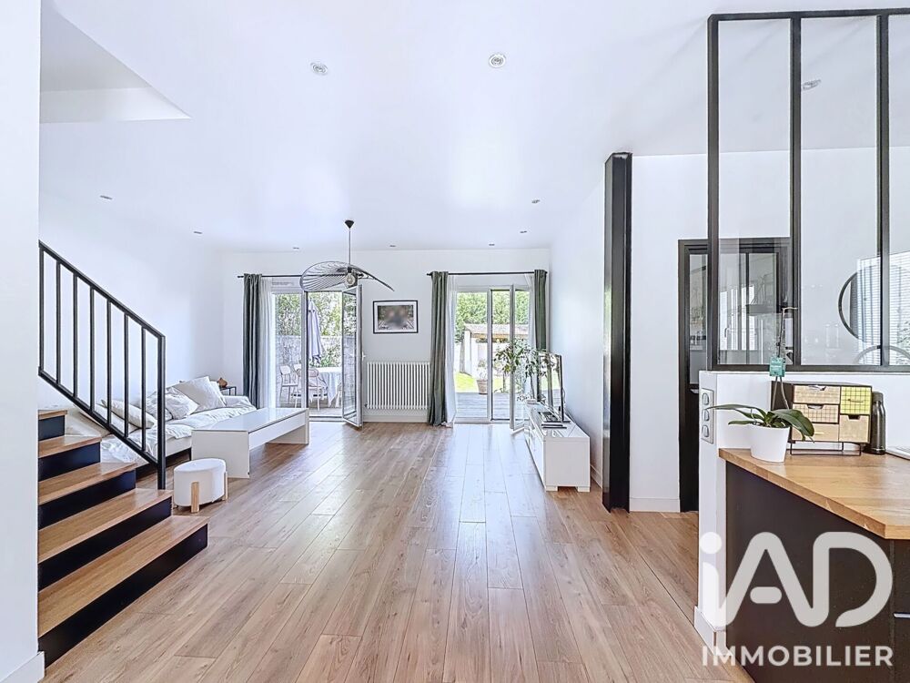 vente Maison - 6 pièce(s) - 139 m² Le Plessis-Trévise (94420)