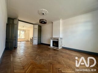  Maison à vendre 8 pièces 215 m²