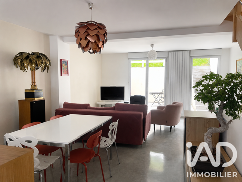   Location Maison/villa 3 pièces Maison - 3 pièce(s) - 79 m²