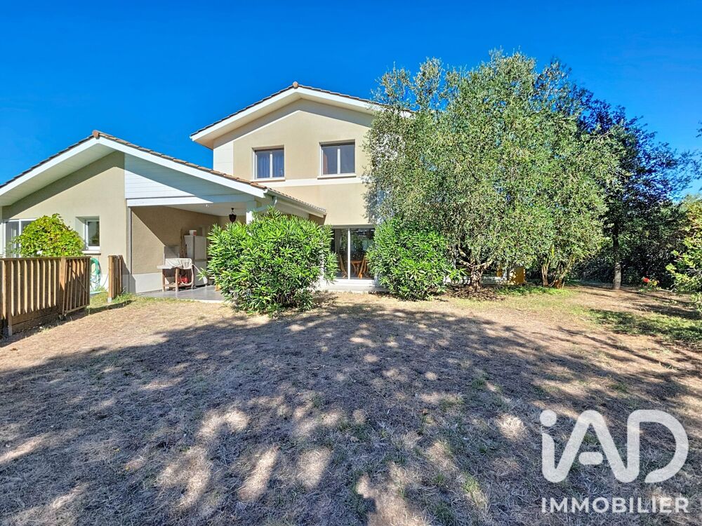 Vente Maison Vente Maison/villa 8 pièces Mérignac